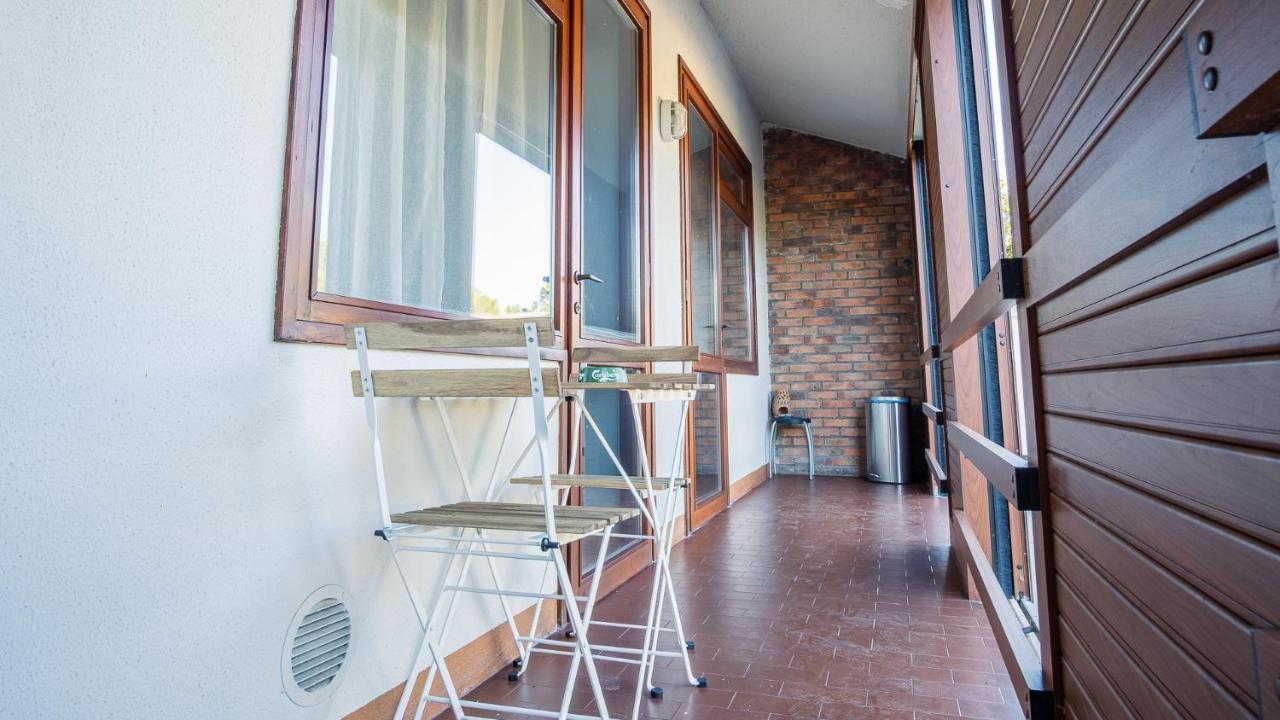 The Zodiac Apartment - Italian Homing Сирмионе Екстериор снимка