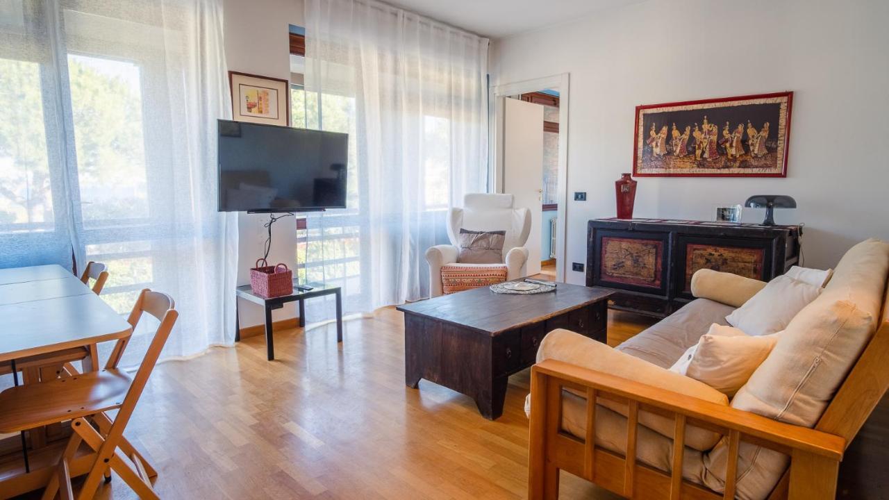 The Zodiac Apartment - Italian Homing Сирмионе Екстериор снимка